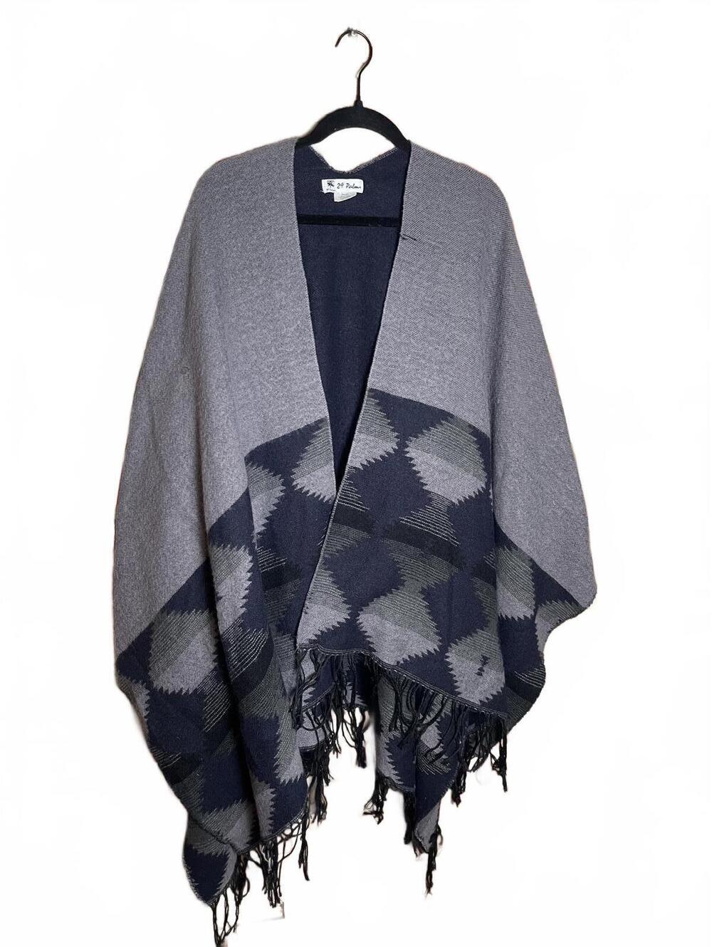 29 Palms Women's One Size Cape Wrap Shawl with Geometric Pattern and Fringe